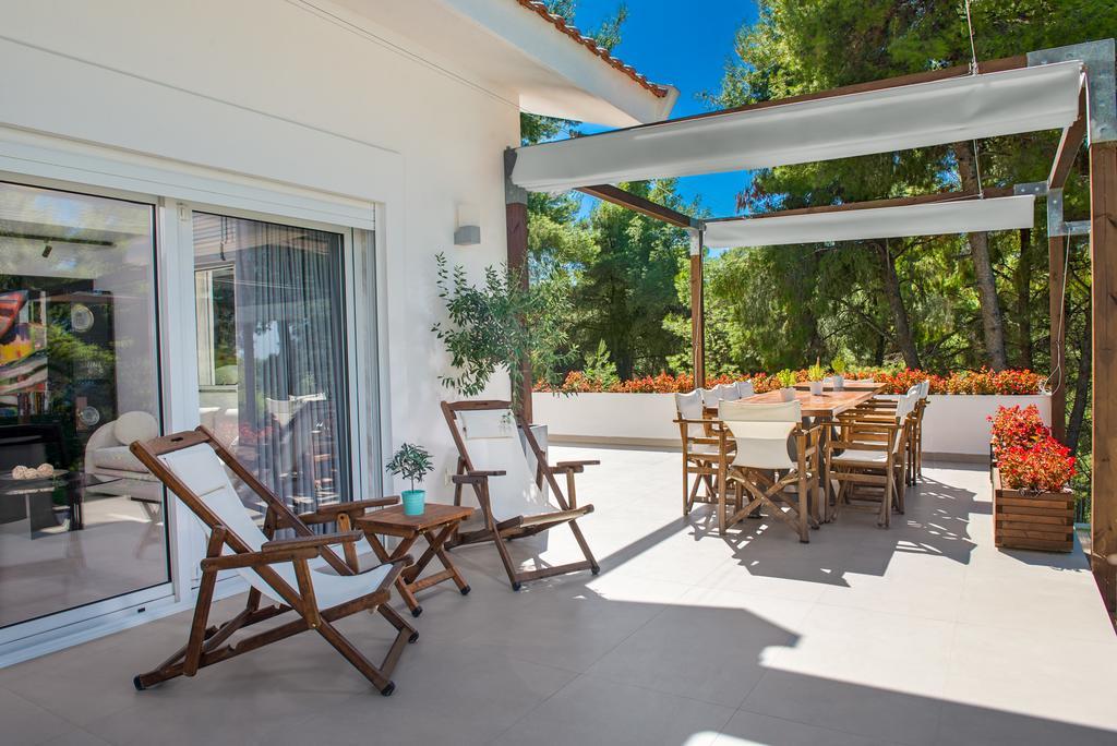 The White Villa At Sani Sani  Extérieur photo