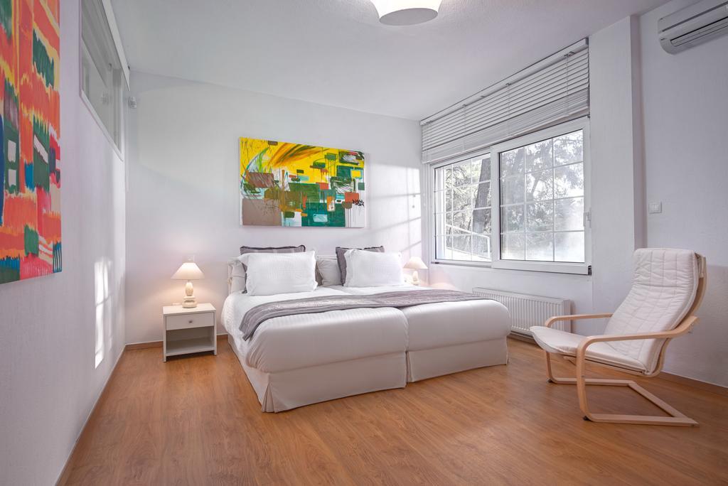 The White Villa At Sani Sani  Extérieur photo
