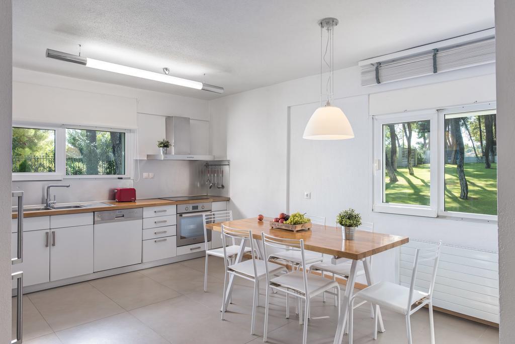 The White Villa At Sani Sani  Extérieur photo