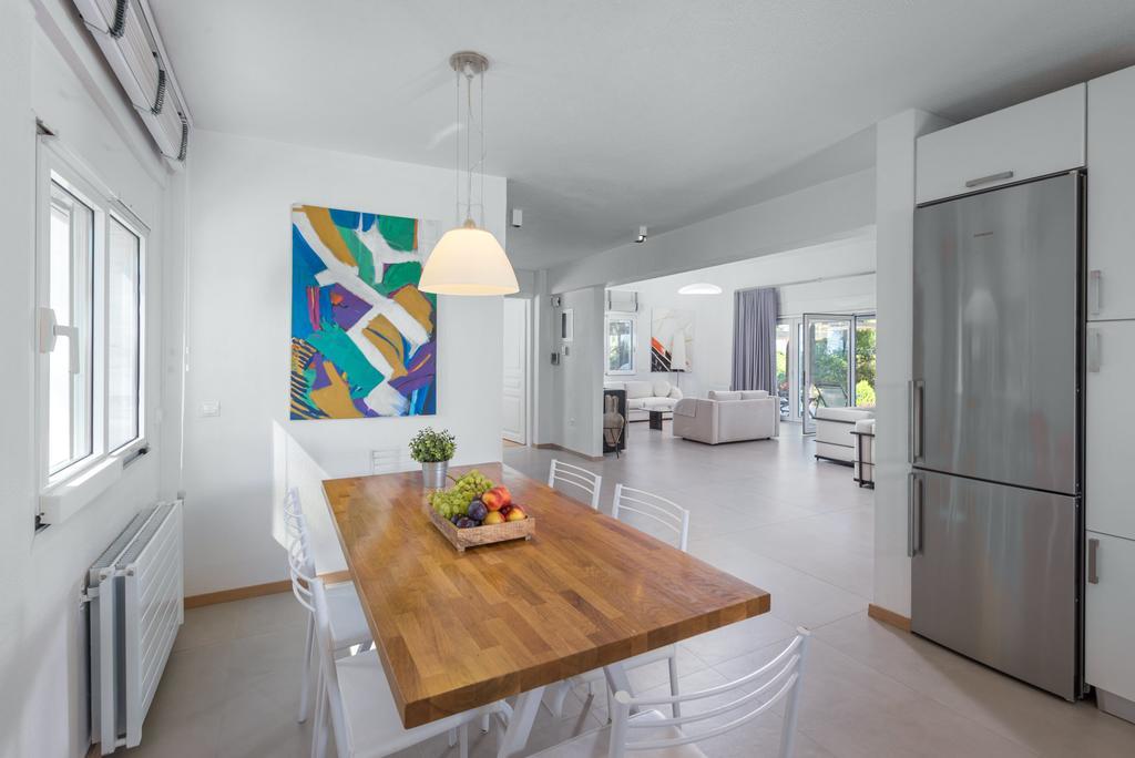 The White Villa At Sani Sani  Extérieur photo