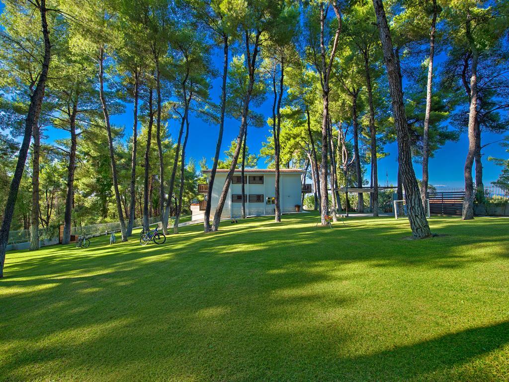 The White Villa At Sani Sani  Extérieur photo